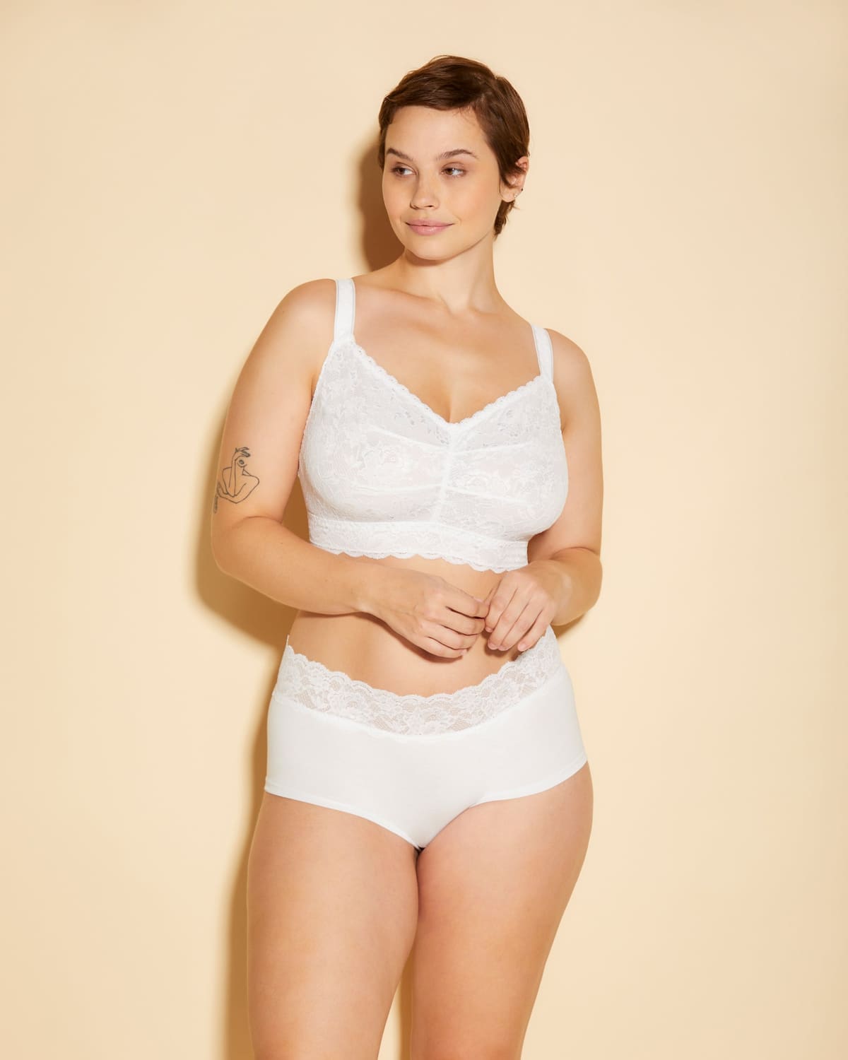 Peachie Boyshort - White