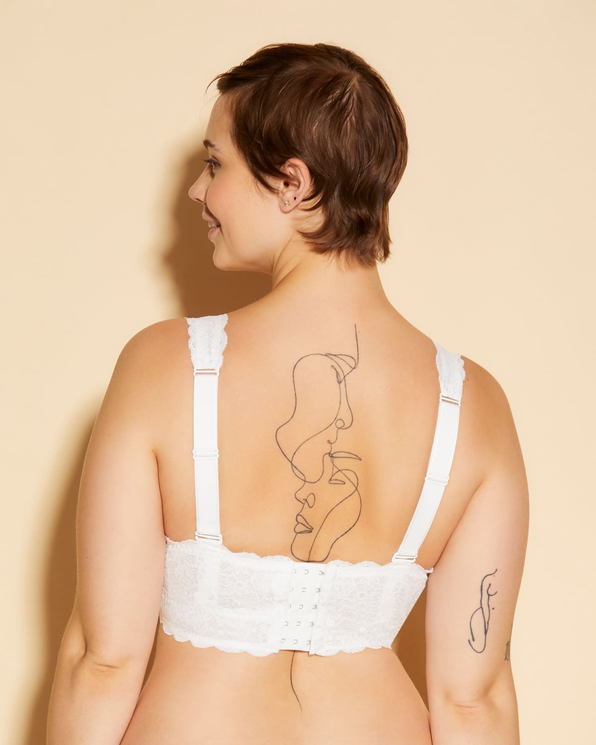Super Curvy Plungie Longline Bralette - White