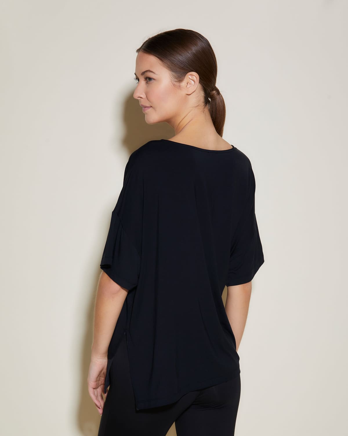 T Shirt - Black/Black